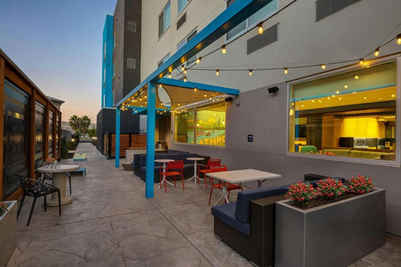 Tru By Hilton 3*